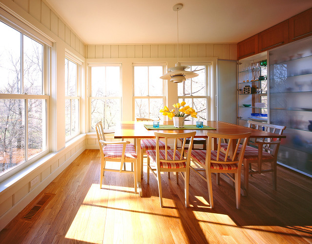 Double Hung Windows located in Burlington, NC serving Alamance County, Durham, Chapel Hill, & Raleigh